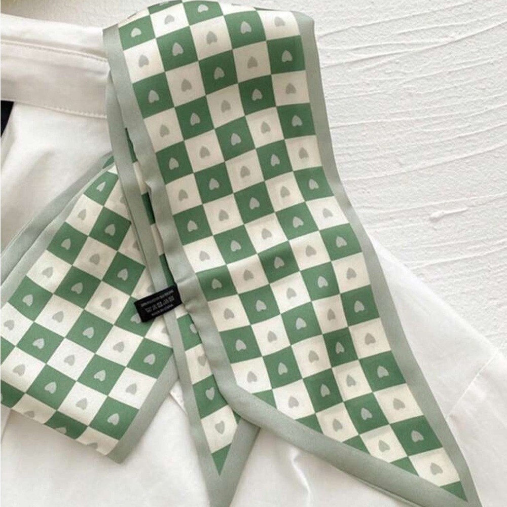 Set of 4 Green Pattern Hair Scarves - Picture 5 of 6